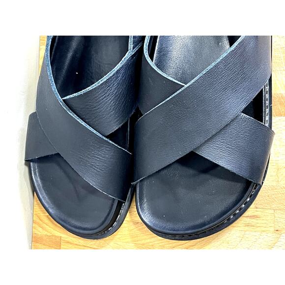 Liberte Capri Sandal Black Leather Buckle Casual Women's Size 8.5 - Picture 4 of 10